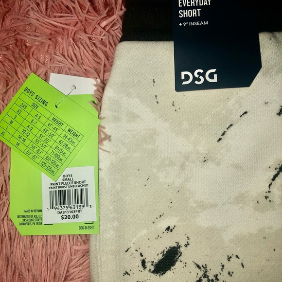 NWT Dick’s Sporting Goods boys shorts - Picture 6 of 12